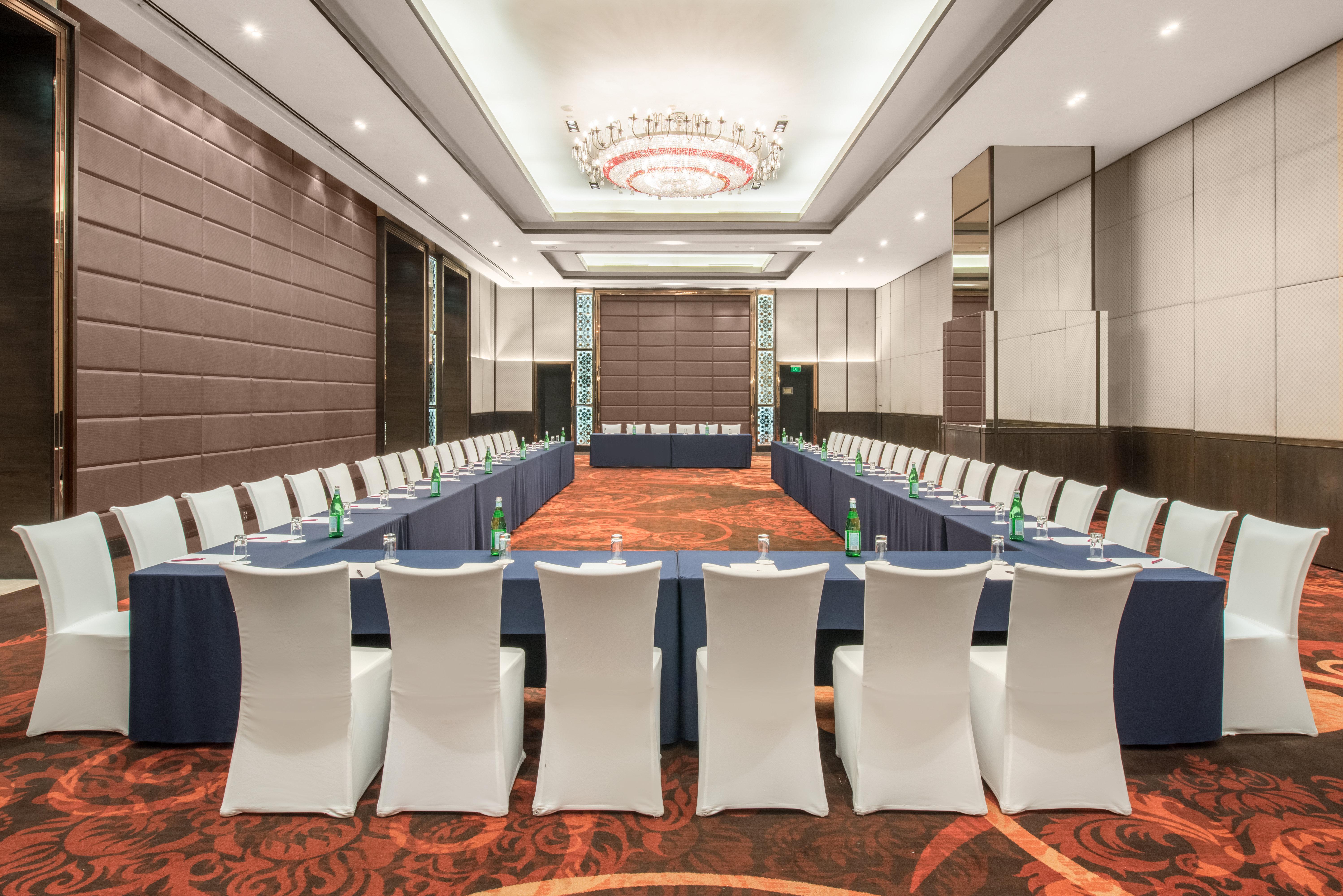 Crowne Plaza New Delhi Rohini By Ihg Hotel Ngoại thất bức ảnh